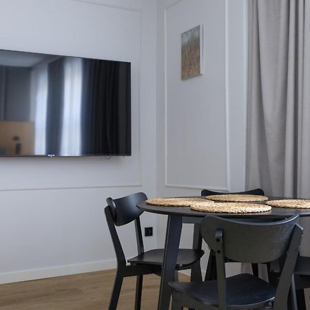 Glow Apartments - Apartamenty Studio Kozia Gdansk Srodmiescie ภายนอก รูปภาพ