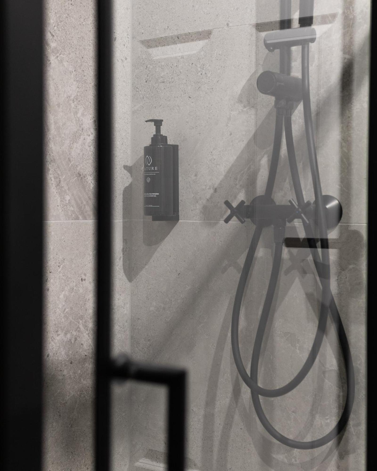 Glow Apartments - Apartamenty Studio Kozia Gdansk Srodmiescie ภายนอก รูปภาพ